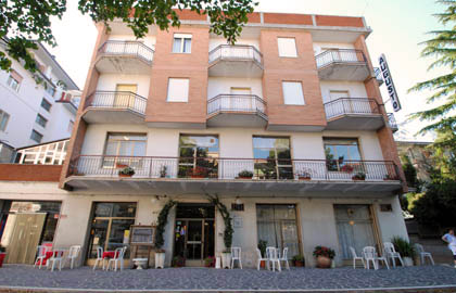 Hotel Caroline Offida (Ascoli Piceno)